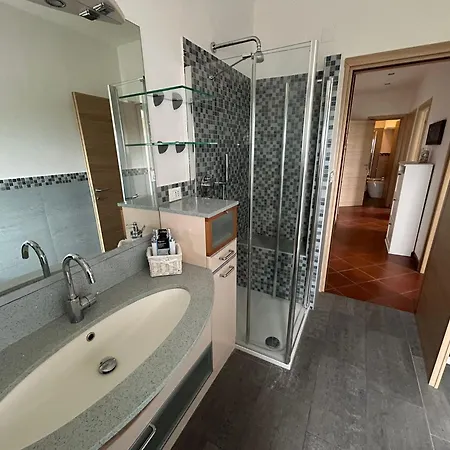 Apartman Vista Panoramica Dotato Di Tutti I Comfort 2 Da Letto 2 Bagni Cucina E Grande Soggiorno Con Balcone