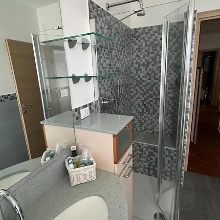 Apartman Vista Panoramica Dotato Di Tutti I Comfort 2 Da Letto 2 Bagni Cucina E Grande Soggiorno Con Balcone *