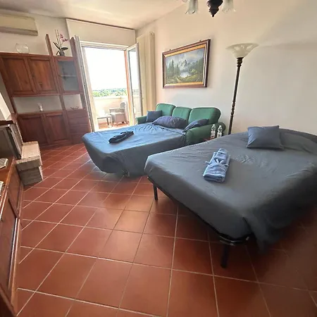 Apartman Vista Panoramica Dotato Di Tutti I Comfort 2 Da Letto 2 Bagni Cucina E Grande Soggiorno Con Balcone