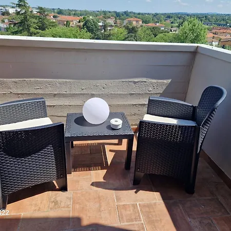 Daire Vista Panoramica Dotato Di Tutti I Comfort 2 Da Letto 2 Bagni Cucina E Grande Soggiorno Con Balcone